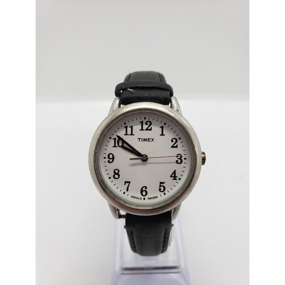 Men's Timex classic dress watch. Indiglo. Large face. CR1216CELL, 20